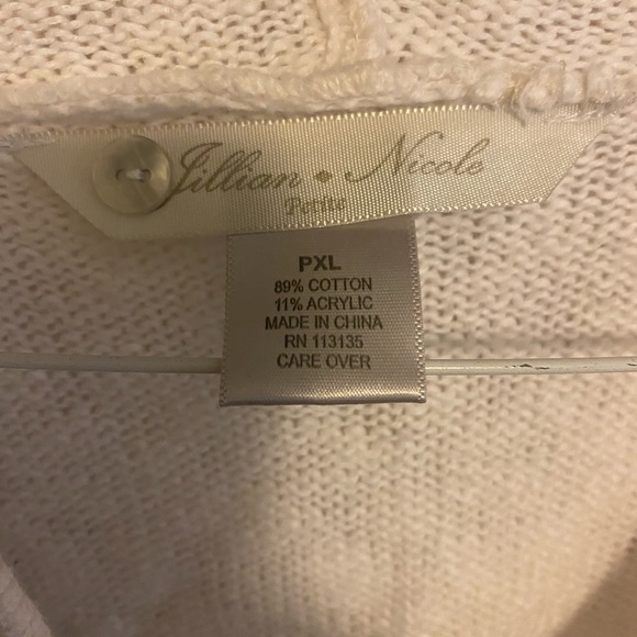 Jillian Nicole Zip Up Sweater - Picture 4 of 4